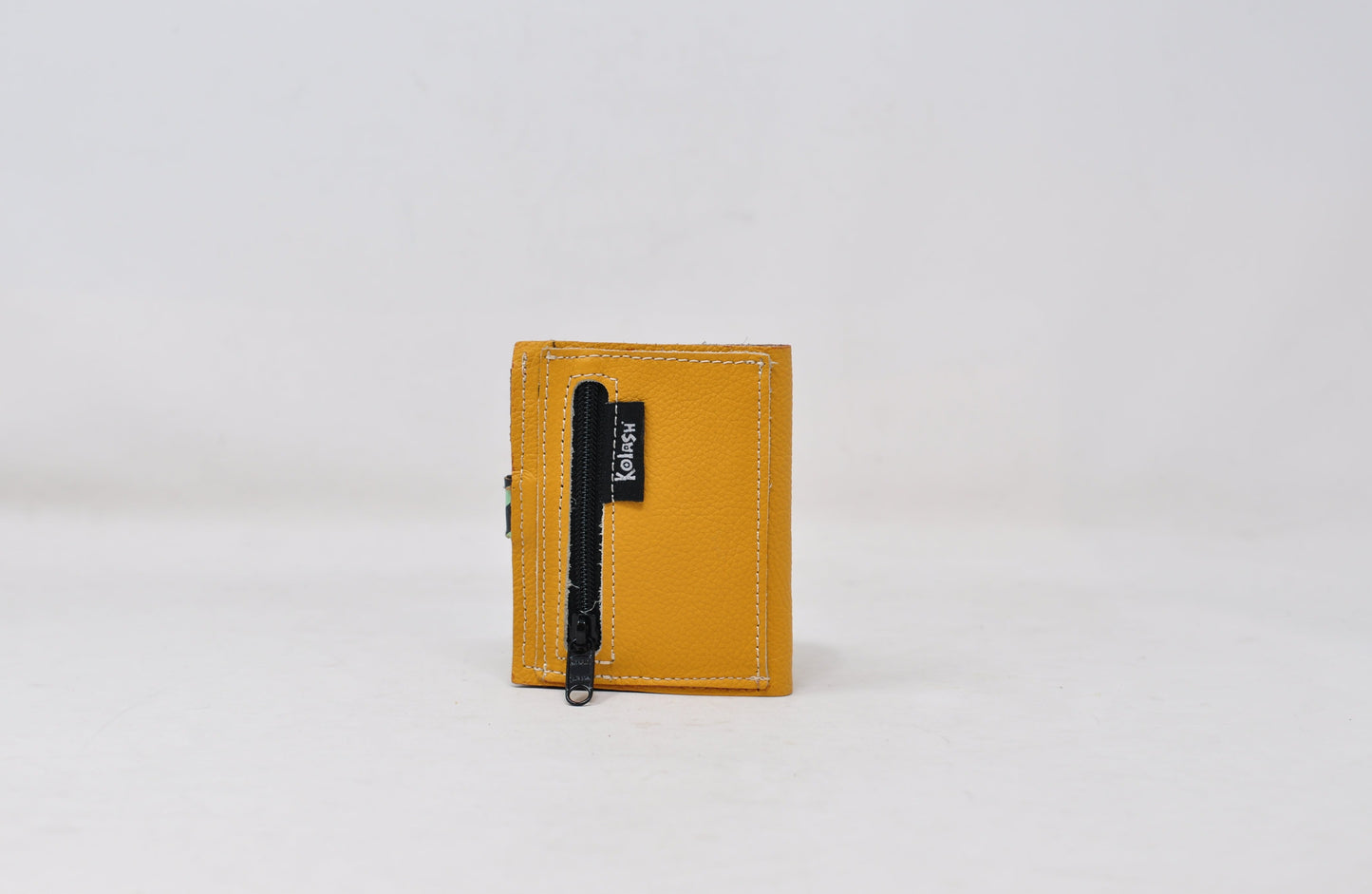 Pantone small