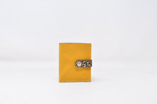 Pantone small